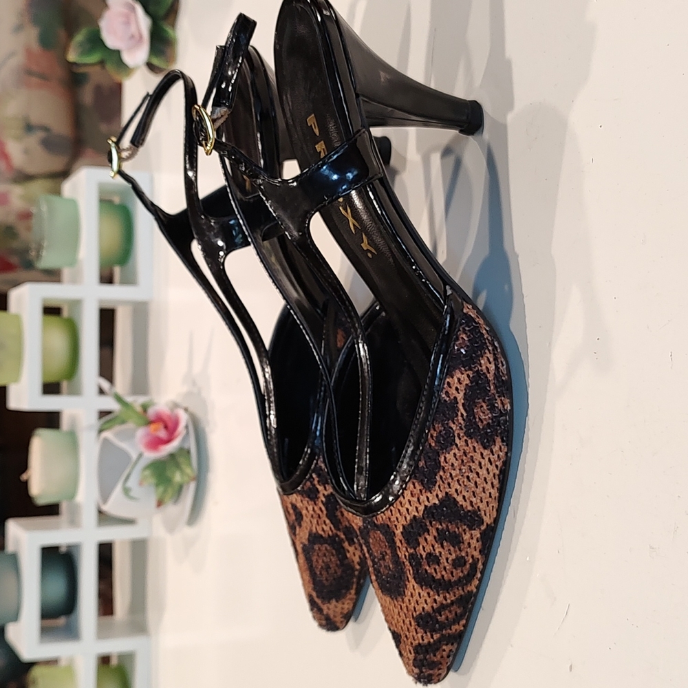 Proxy Slingbacks